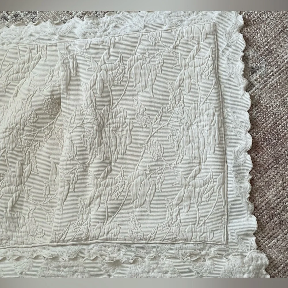 Peacock Alley Cream Scalloped Edge 2/  Pillow Shams
